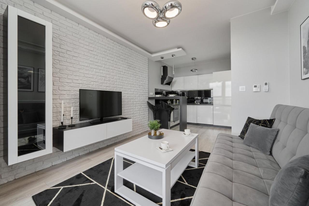 Odra Tower Apartment Center Of Wroclaw By Renters Prestige Exterior photo