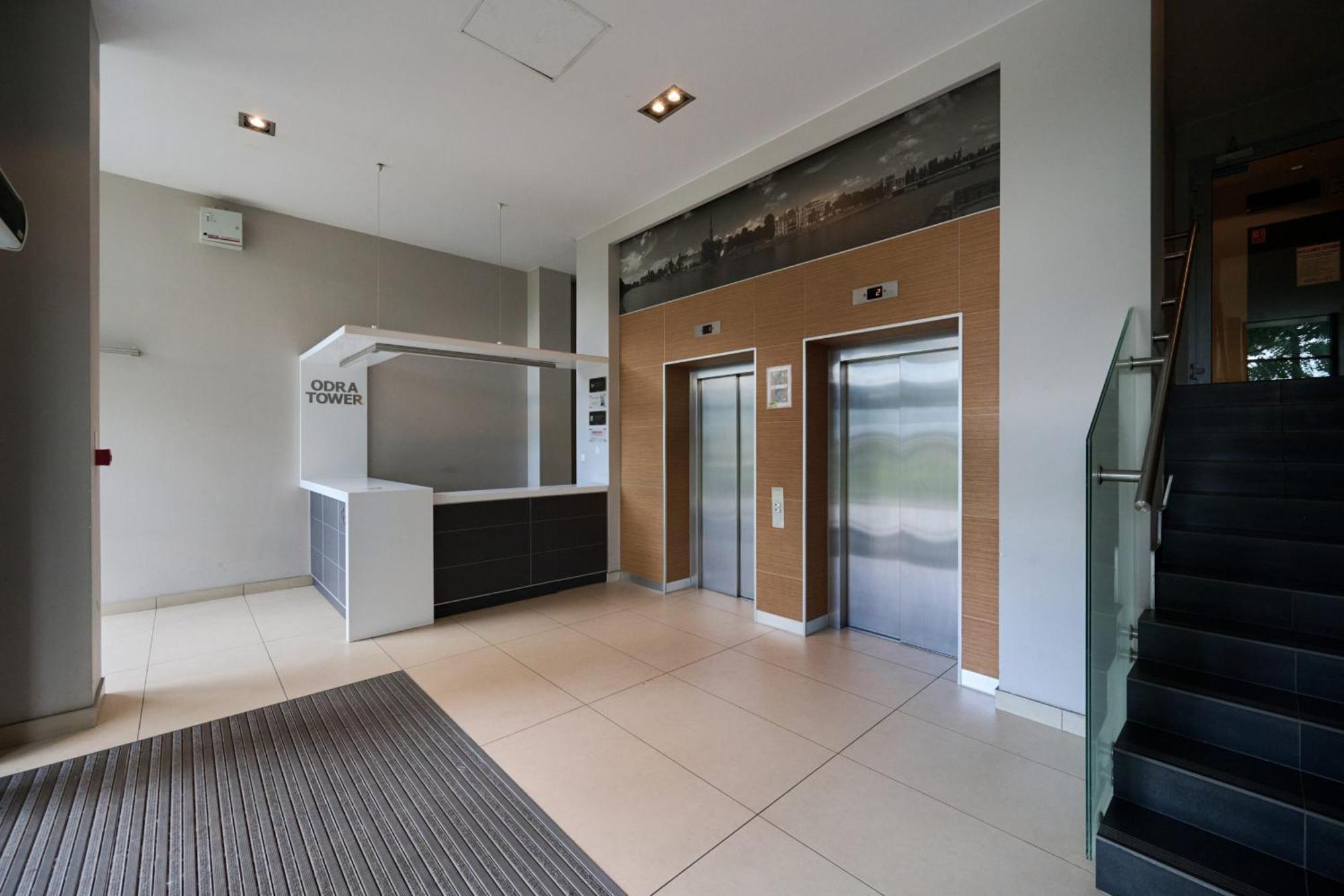 Odra Tower Apartment Center Of Wroclaw By Renters Prestige Exterior photo